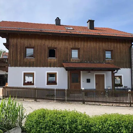 Monteurzimmer Am Teisenberg Neukirchen am Teisenberg